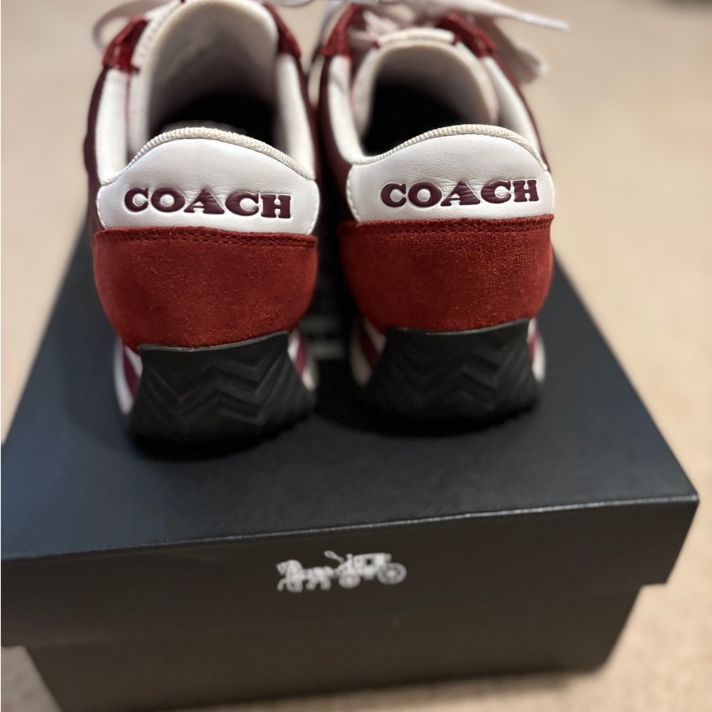 Coach Runner suede sneaker size 6B - Picture 4 of 9